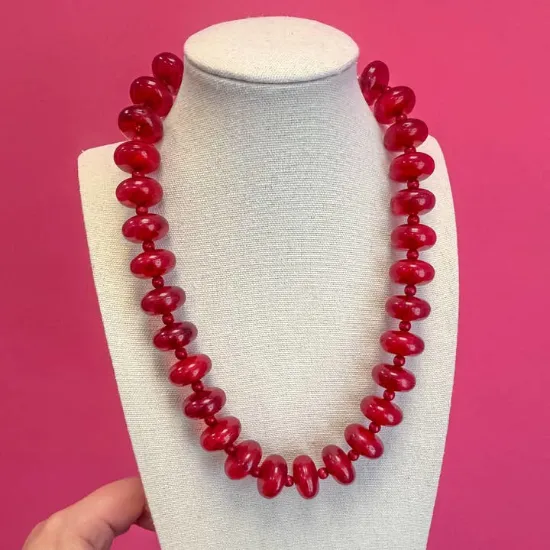 Picture of Circle Bauble Ball Necklace - Maroon