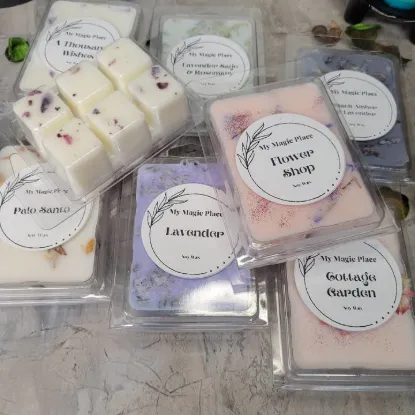 Picture of Natural Soy Wax Melts, Soy Wax with Flowers Handmade, Spring